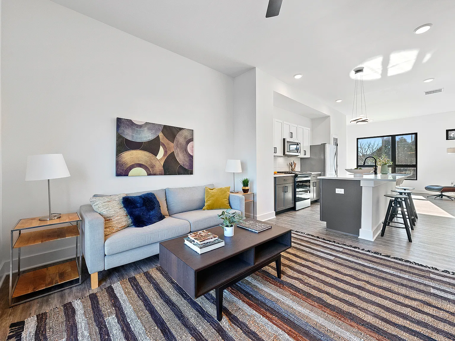 2 bed, 1326 sqft, $2,300 — Photo 1