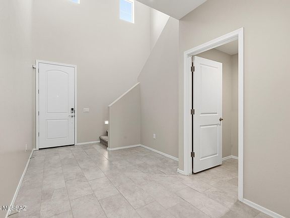 4th image of 14035 E Red Pine Pl