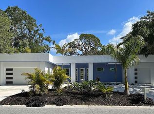 2261 Wisteria St, Sarasota, FL 34239