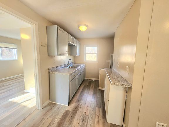 4th image of 413 S Horace Ave