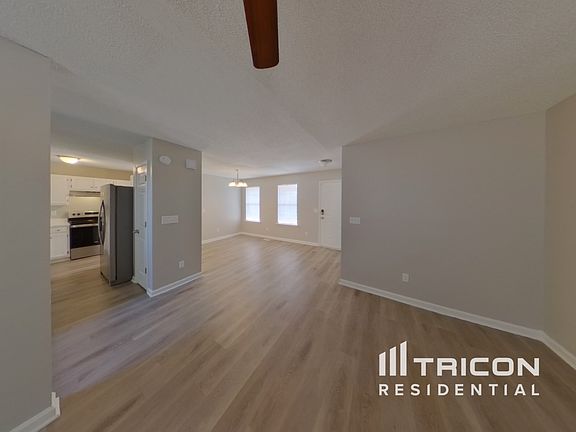 2nd image of 401 Bradford Ln