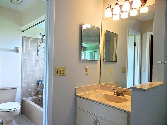 3rd image of 3012 S Semoran Blvd #G-2