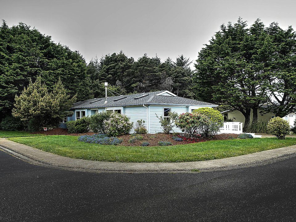 1st image of 1135 SW Ocean Hills Dr