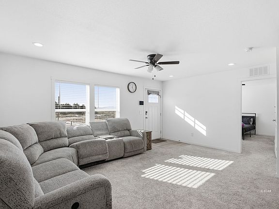 3rd image of 5731 Sulphur Spring St