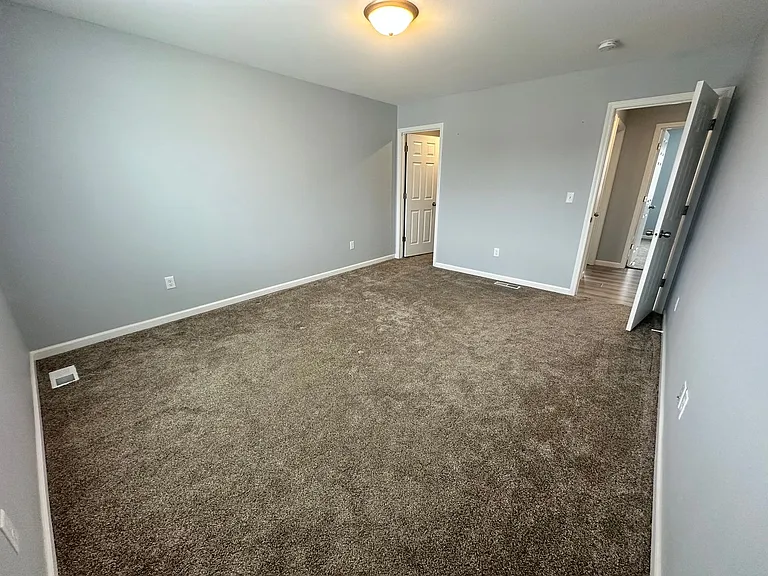 2513 Ivory St — Photo 13