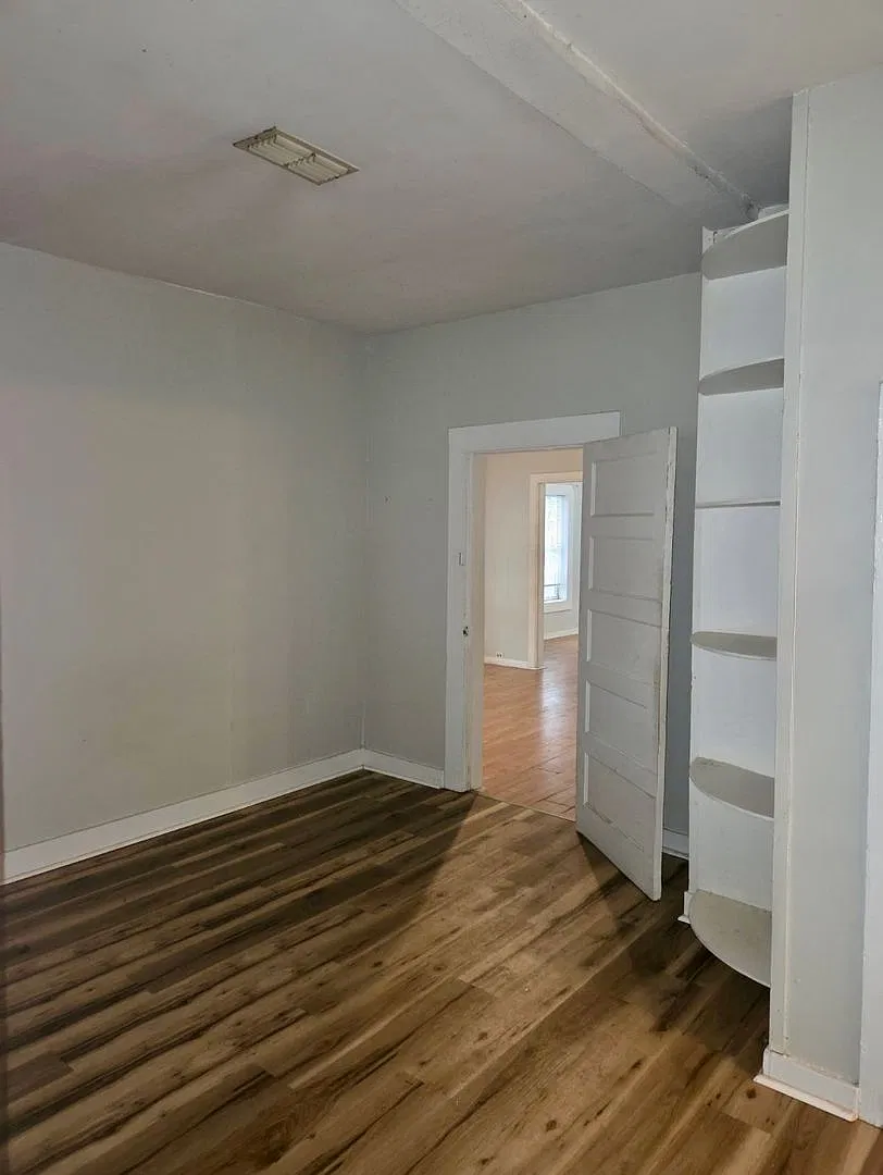 85 Latimer St — Photo 2