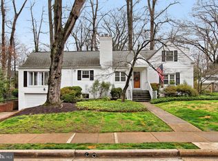 412 Jackson St, Falls Church, VA 22046