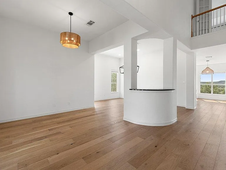 17133 Majestic Ridge Rd — Photo 6