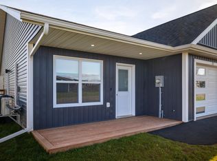 22 Anne Ave, Charlottetown, PE C1C 0X2