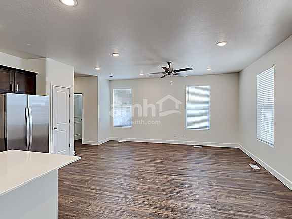 5th image of 6049 W Arranmore Dr