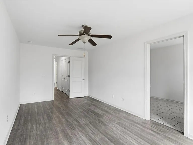 7134 Gladstone Cir — Photo 13