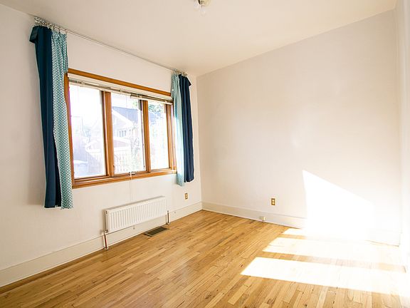 5th image of 110 W Houghton St