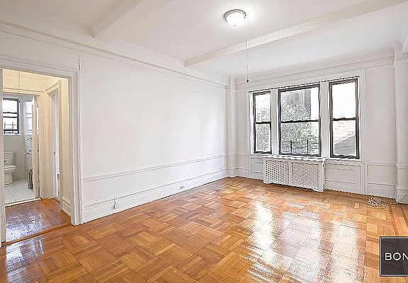 2nd image of 315 W 102nd St #7CC