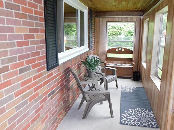 2nd image of 649 Joan Dr