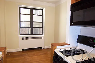 Rented by Fox Residential Group