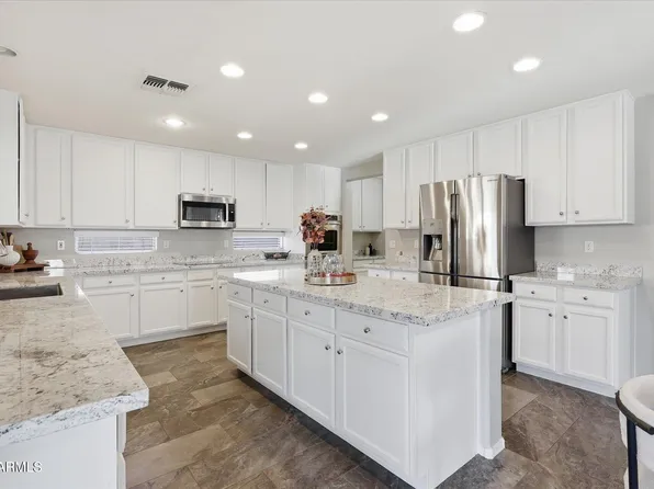 4122 E PALM BEACH Drive, Chandler, AZ 85249
