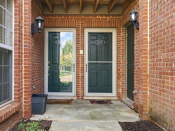 5th image of 28067 Carlton Way Dr