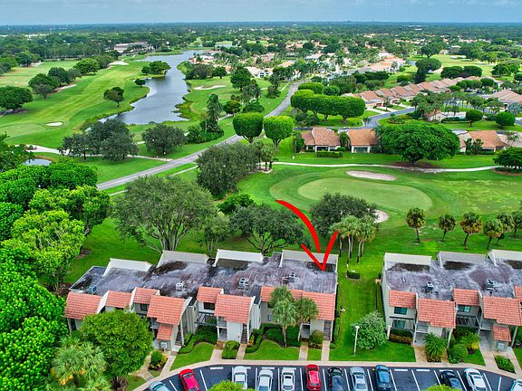 2nd image of 5715 Fairway Park Drive #204