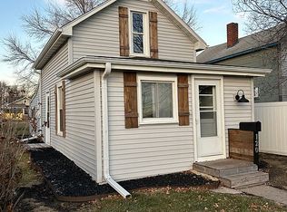 120 E Cherry St, Cherokee, IA 51012
