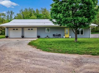 13385 240th Ln, Holton, KS 66436