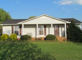 80 Gang Rd, Lawrenceburg, TN 38464