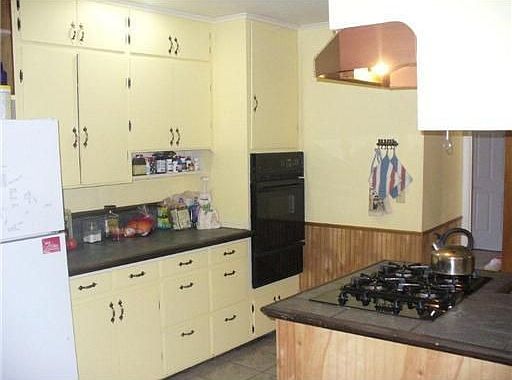5th image of 1115 E Columbus Pl