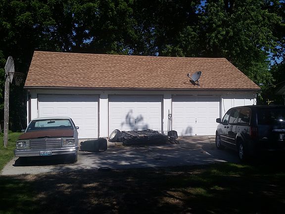 2nd image of 406 Santa Fe St