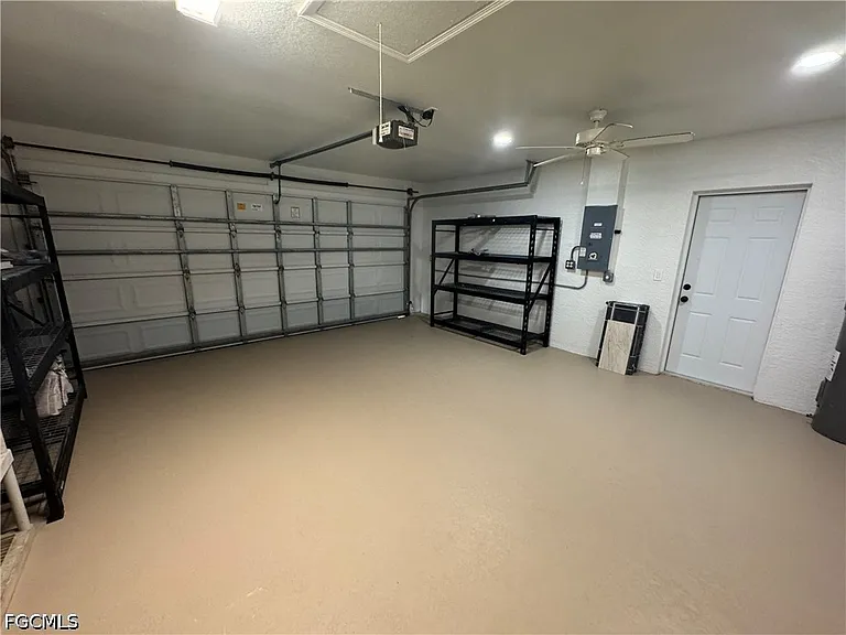 4426 SW Santa Barbara Pl — Photo 20