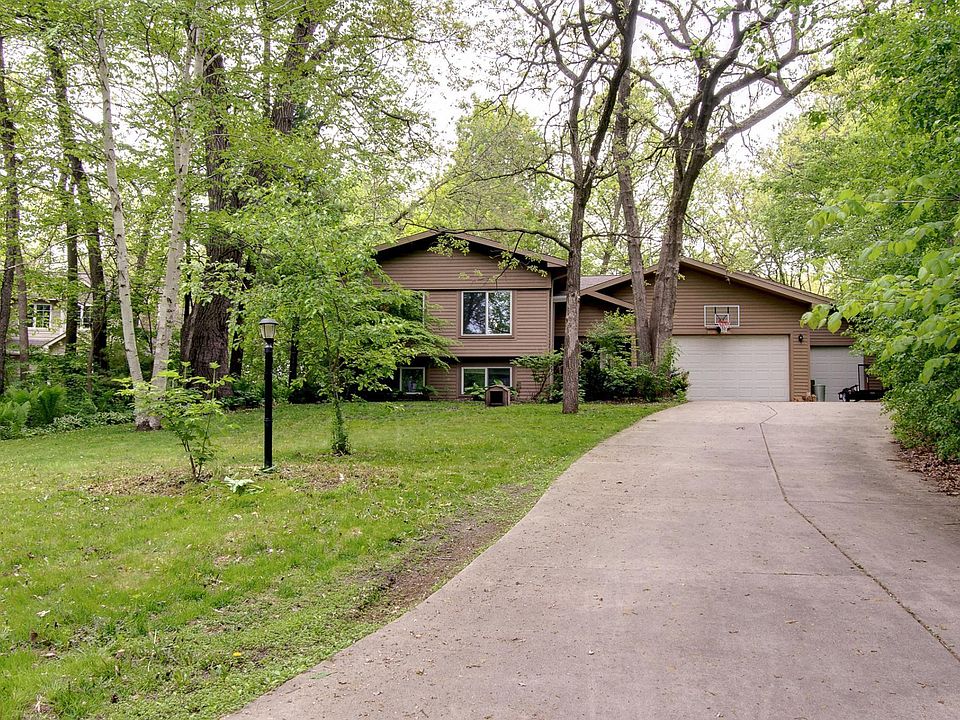 1104 Woodland Trl, Northfield, MN 55057 Zillow