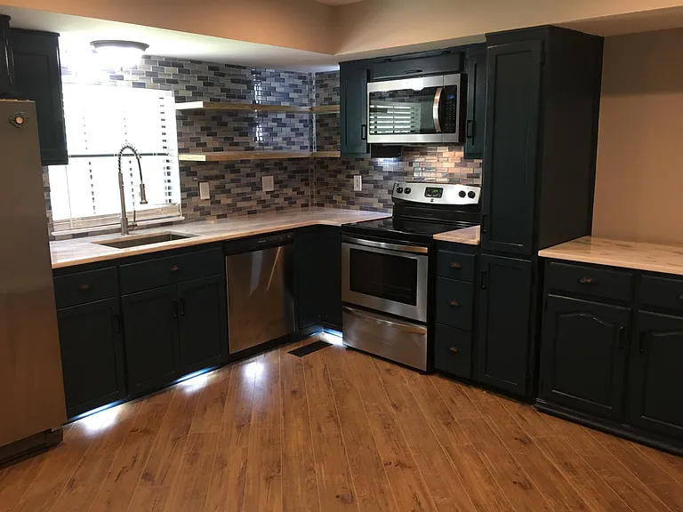 270 Wantland Rd #B — Photo 2