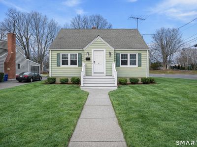 8 Raleigh Road, Trumbull, CT, 06606