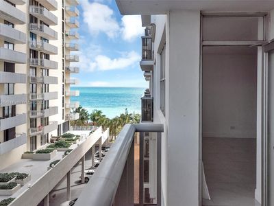 6039 Collins Ave APT 709, Miami Beach, FL, 33140