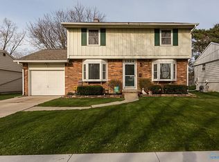 1324 Birch Ave, Maumee, OH 43537