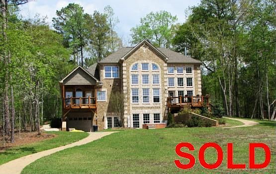 1st image of 130 Woodhaven Dr