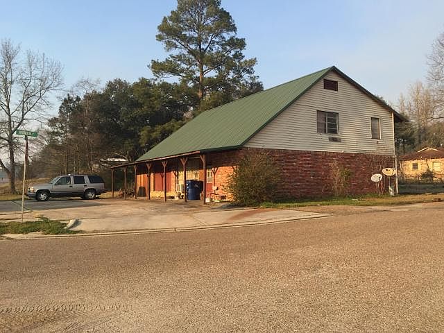 1st image of 785 Hammond St