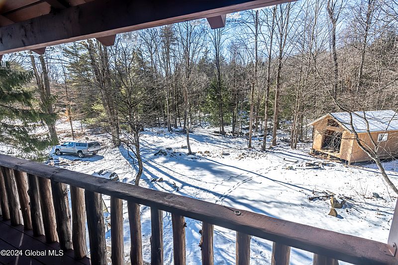 4th image of 37 Taylor Woods Road