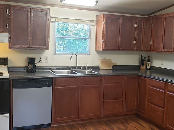 2nd image of 9475 Private Road 3352