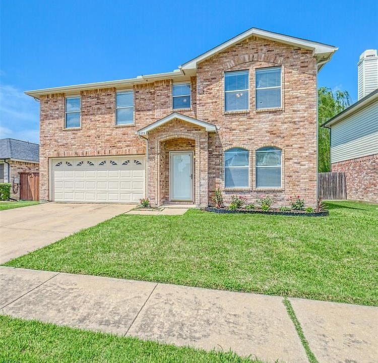 1st image of 2353 Live Oak Dr