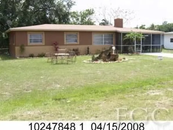 4946 Gary Dr, Fort Myers, FL 33905