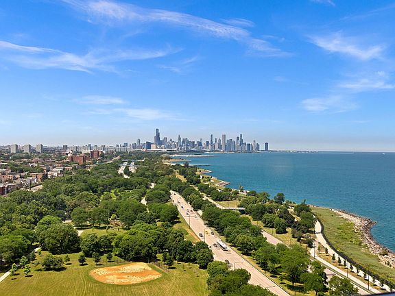 3rd image of 4800 S Chicago Beach Dr APT 2604N