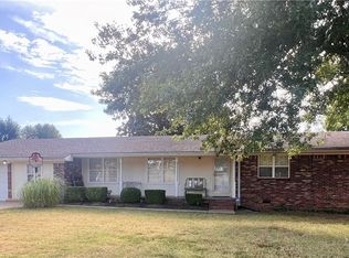 106 N Lillard Ln, Sallisaw, OK 74955