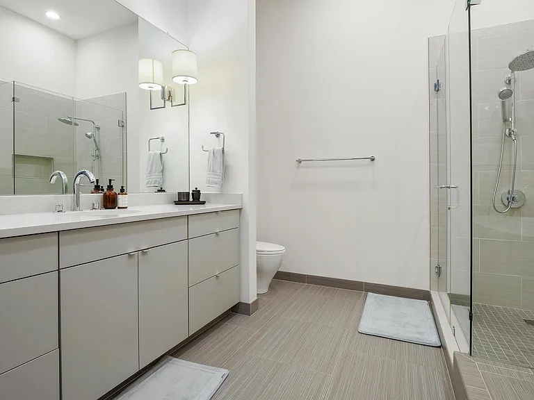 555 5th St #3022 — Photo 28