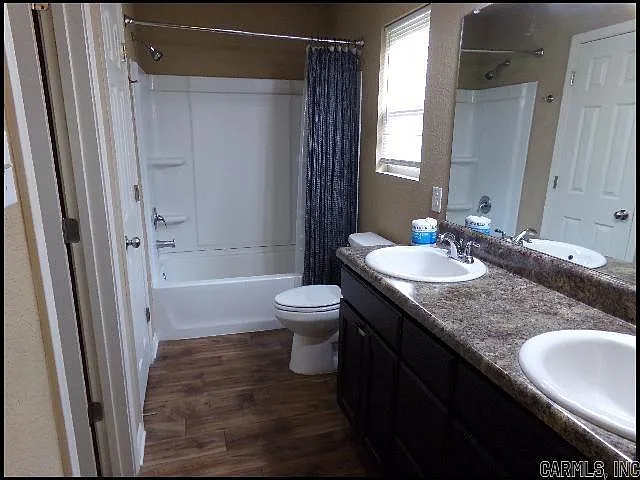 2104 Fern Valley Dr — Photo 14