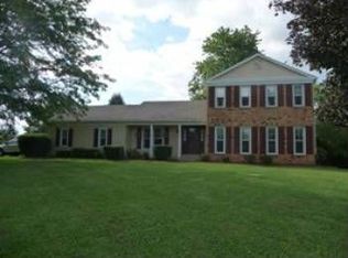 2251 Regina Dr, Clarksburg, MD 20871