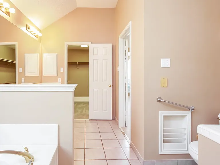 2235 Stillwater Dr — Photo 12