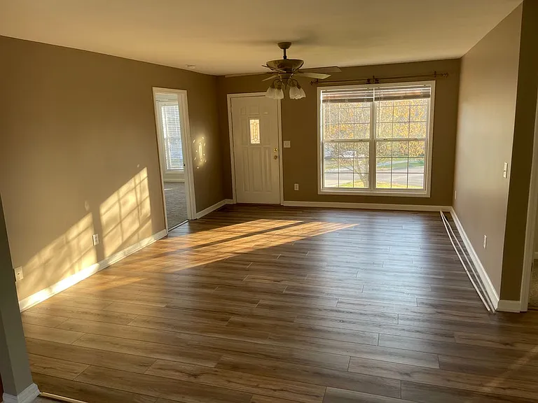 828 Mulberry Dr — Photo 8