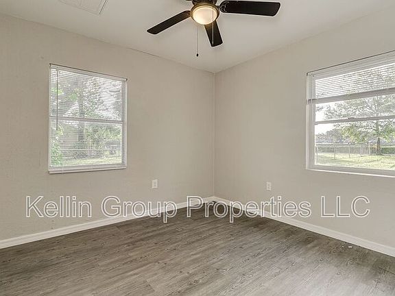 2nd image of 225 Tuscarora St
