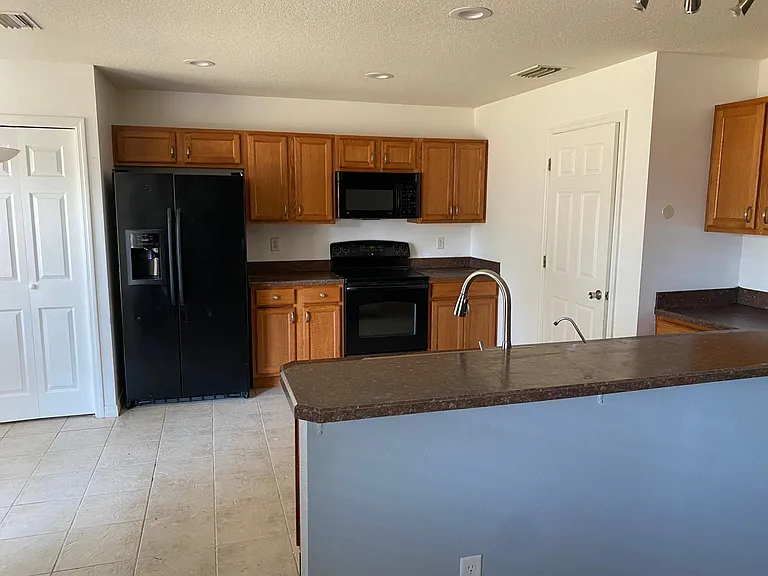12823 Valimar Rd — Photo 23