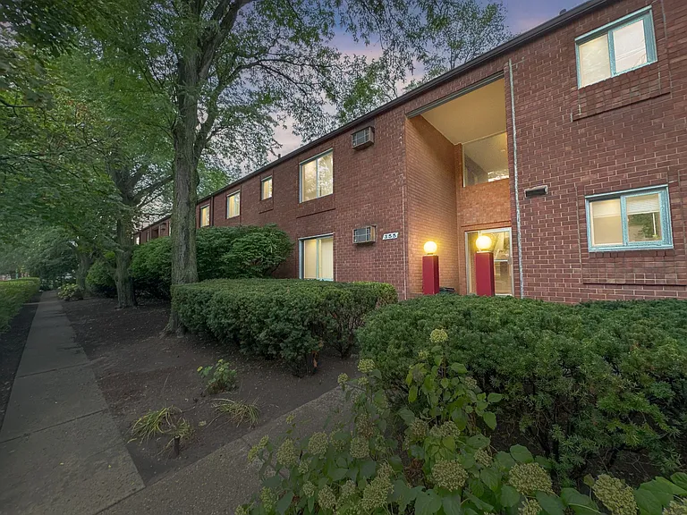 355 E Forteen Mile Rd — Photo 2