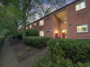 355 E 14 Mile, Birmingham, MI 48009